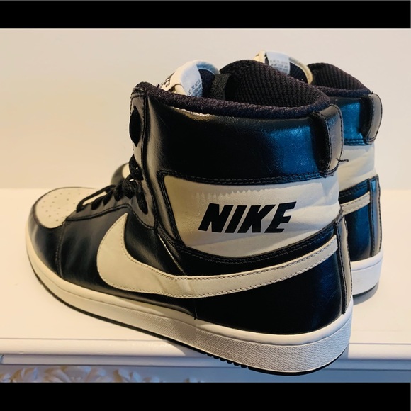 🏀🔥Nike Hi-Top🔥🏀 - Picture 6 of 9